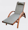 94 سم كرسي استلقاء للشمس قابل للطي من الخشب الصلب Textilene مسند ذراع منحني متعدد المواضع